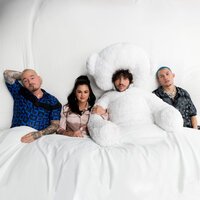 benny blanco, Tainy, Selena Gomez & J Balvin - I can\'t get enough